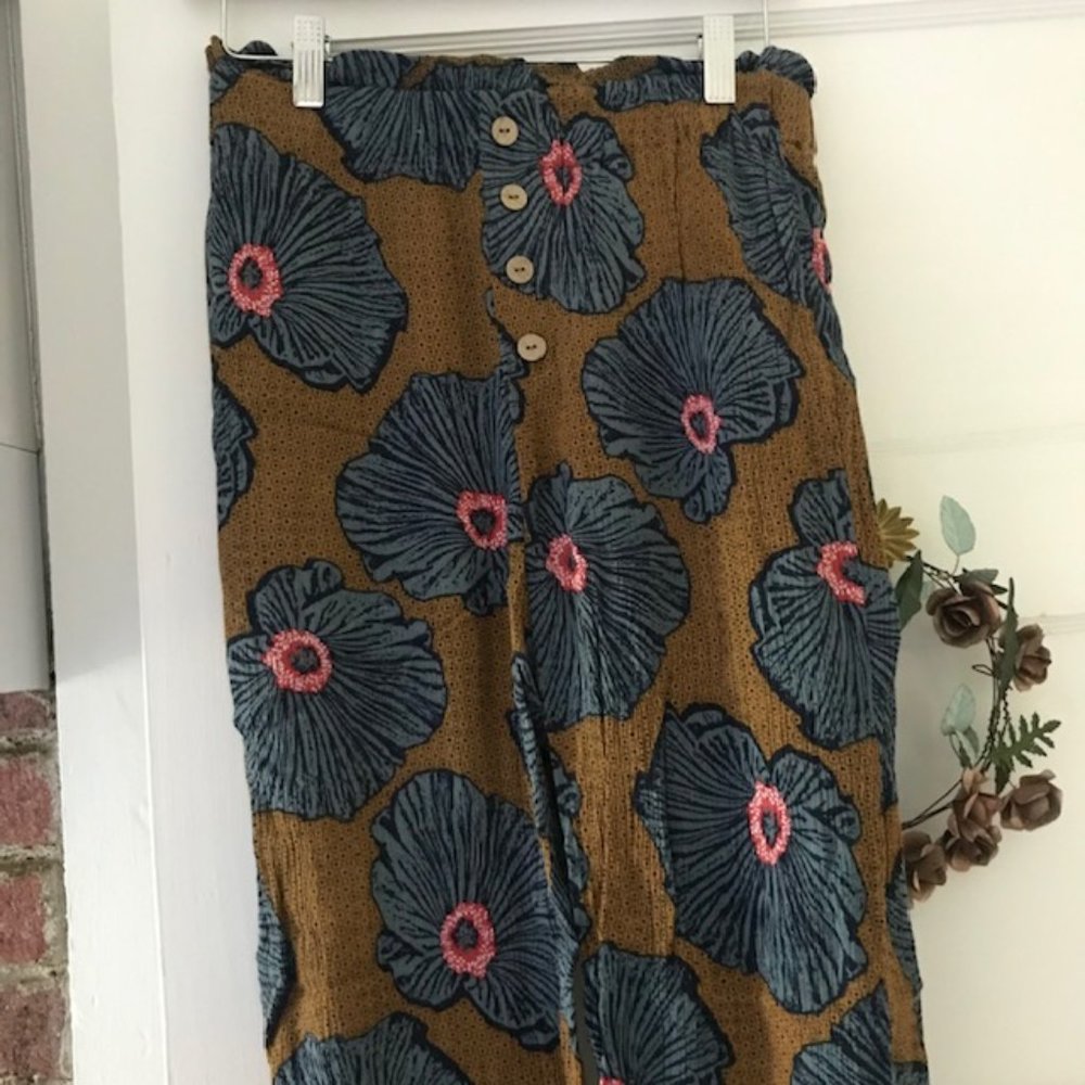 Pants - Picture 2 of 3